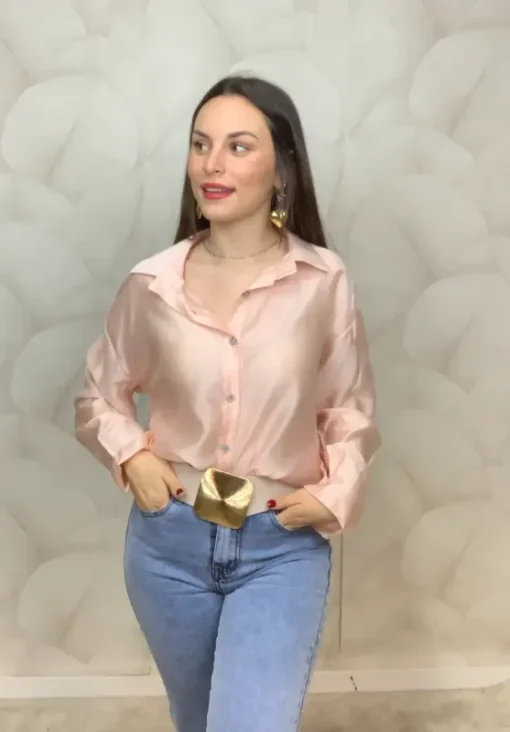 Camisa oversize.